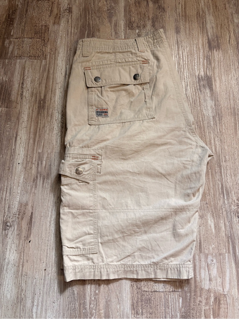 Mens point zero tan cargo shorts y2k size 36